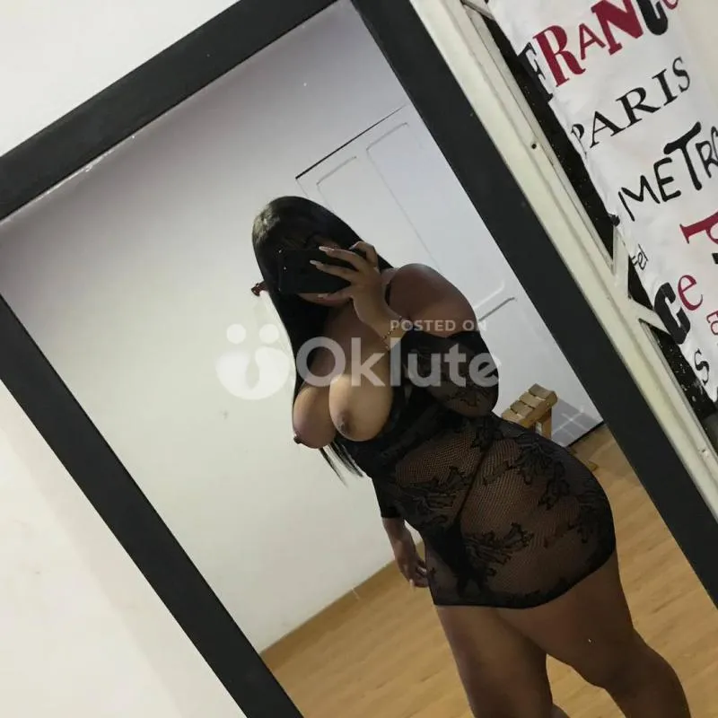 Tú morenita linda dispuesta a sacarte esa leche 💦💦💦💦 con mis ricos contenido virtual videos llamadas 👿👿👿😈😈😈📹 chat. F in Caracas